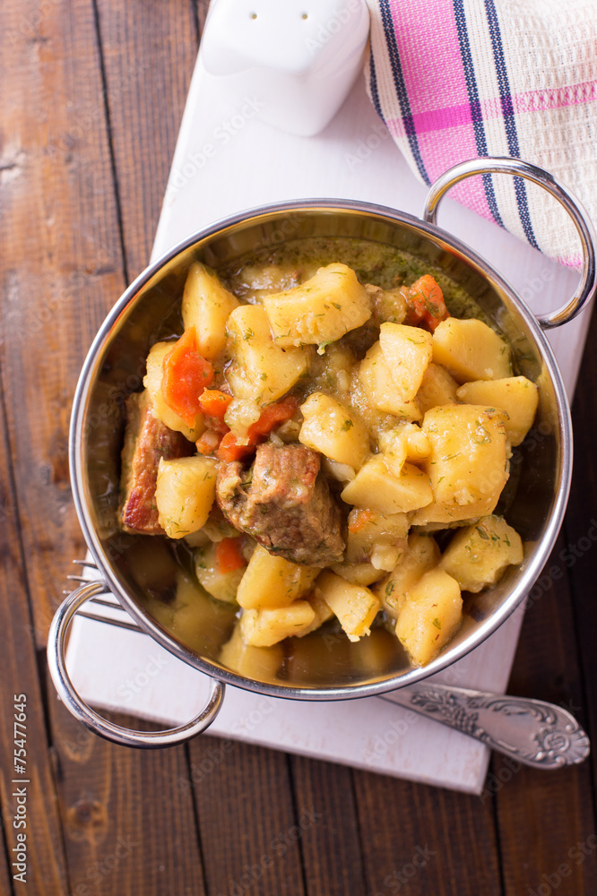 Stew with meat and vegetables
