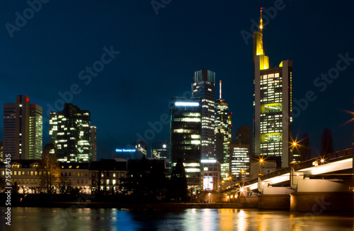 Skyline Frankfurt at night © robertdering