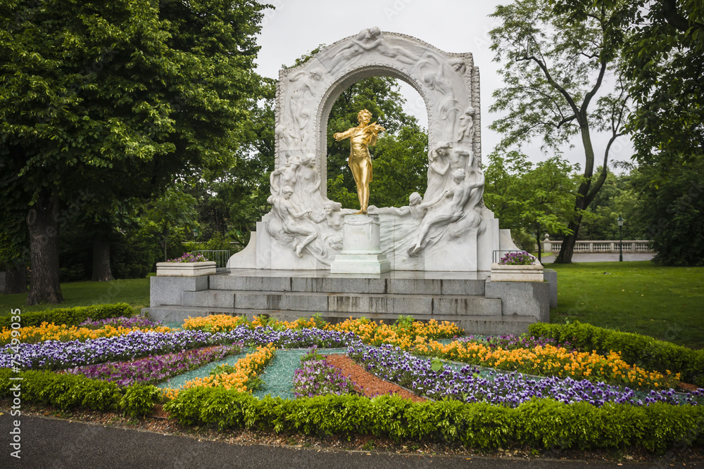 stadtpark in Vienna with the Statue of Johann Strauss in , Austria