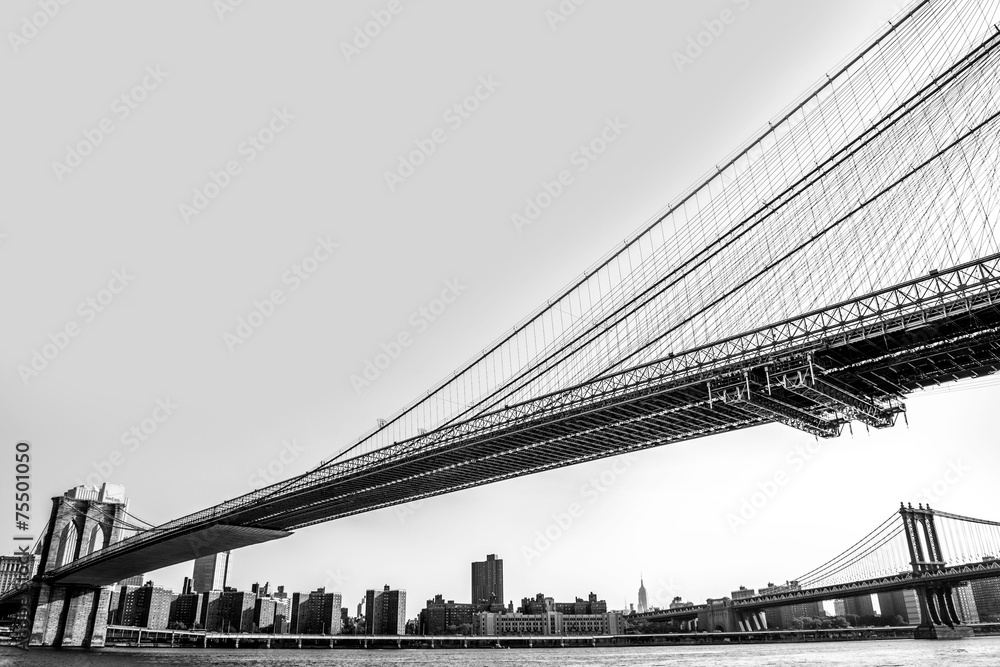 New York City, Brooklyn Bridge skyline black and white