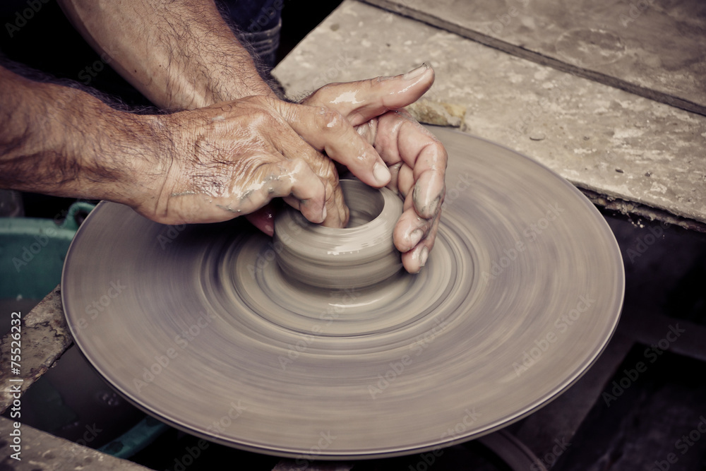 creating an earthen jar on the circle creating an earthen jar on the circle