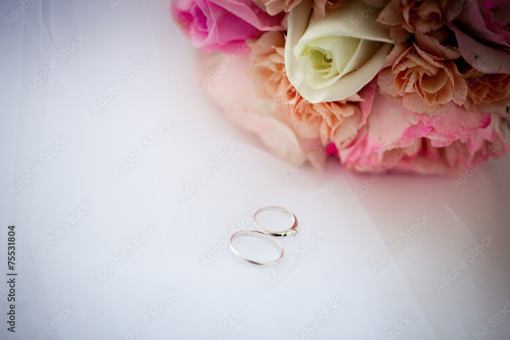 Beautiful wedding bouquet and wedding rings Beautiful wedding bouquet and wedding rings