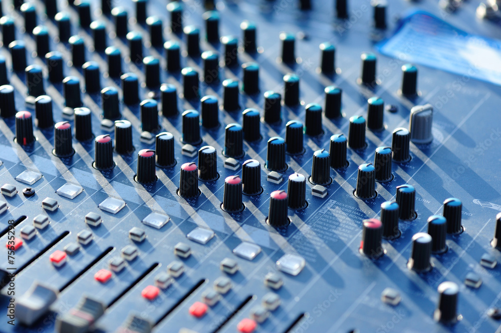 audio mixer audio mixer