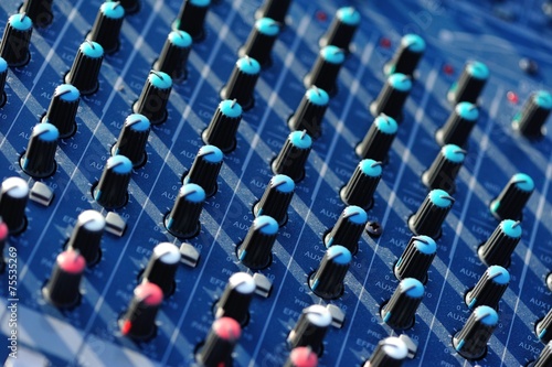  audio mixer 