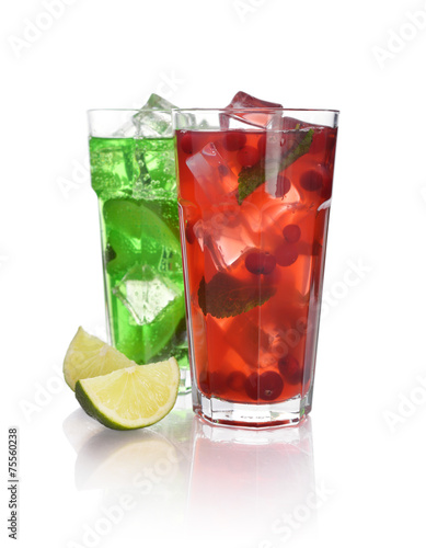 Drinks with lime and cranberry