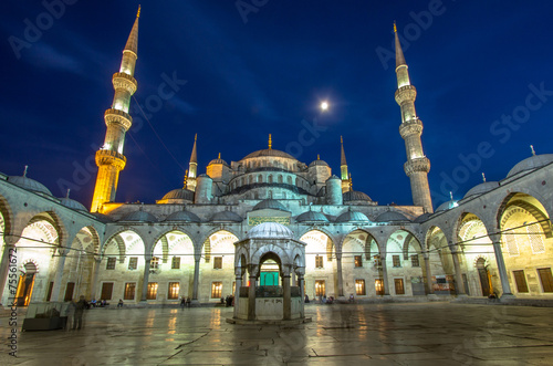 Canvas Print Blue Mosque at night, Istanbul, Turkey