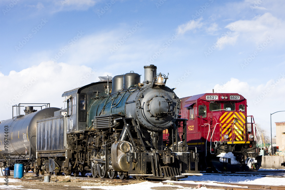 Obraz premium locomotives at railway station of Alamosa, Colorado, USA