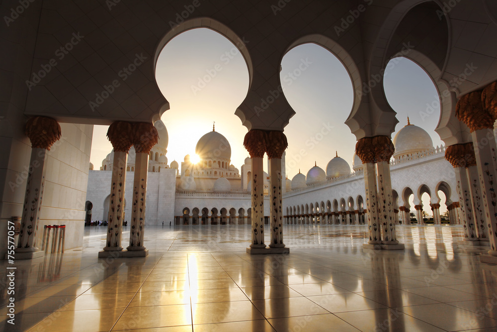 Naklejka premium Meczet Sheikh Zayed w Abu Zabi, Zjednoczone Emiraty Arabskie, Bliski Wschód