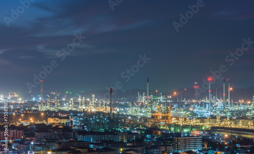 Oil refinery power station at twilight © sorapop