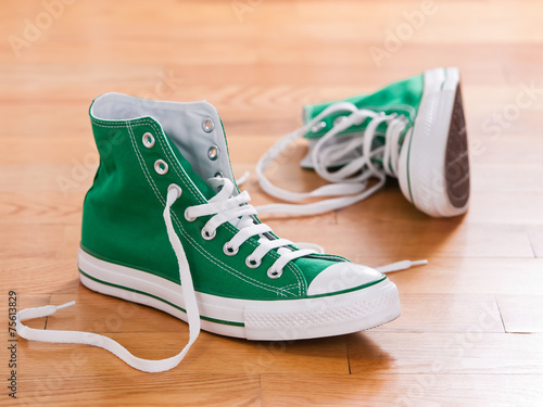 Retro green sneakers