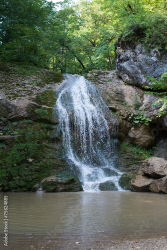 Fototapeta Naklejka Na Ścianę i Meble -  Falls in mountains of caucasus