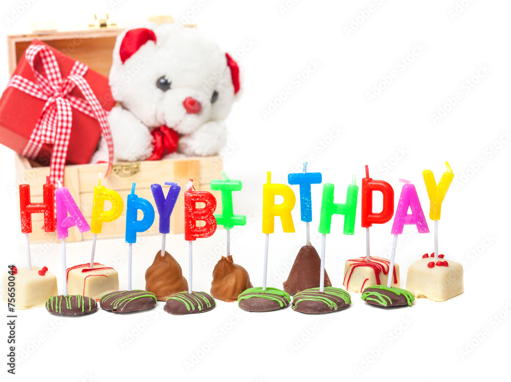 Fototapeta premium Happy Birthday, Geburtstagskerzen, Konfekt, Geschenk