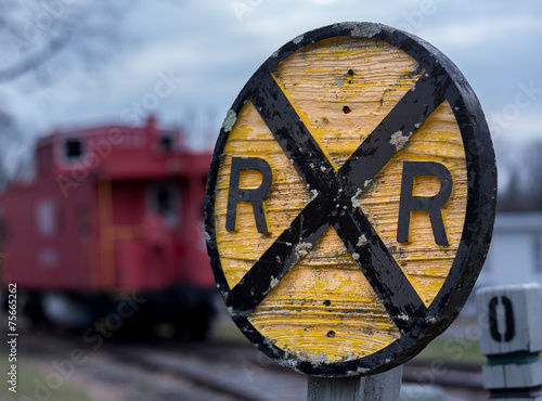 Bilde på lerret Old wooden railroad RR sign with caboose