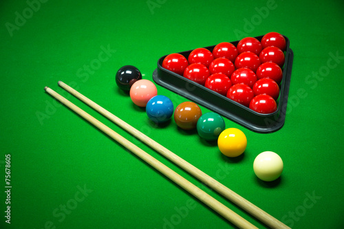 snooker balls set photo
