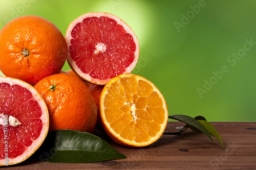 Fototapeta Naklejka Na Ścianę i Meble -  oranges and grapefruit