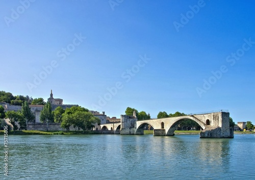 Avignon Bruecke - Avignon Bridge 04 © LianeM