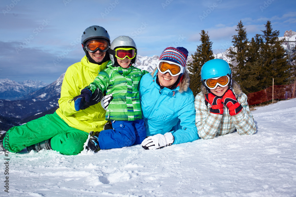 Skiers, sun and fun Skiers, sun and fun