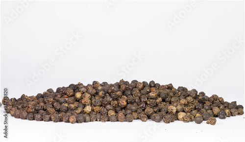 grains of pepper macro shoot