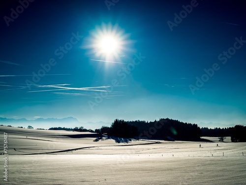 Bayern im Winter erstrahlt im Alpenvorland photo