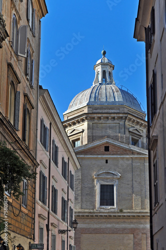 La chiesa della Madonna dei Monti, Esquilino - Roma © lamio