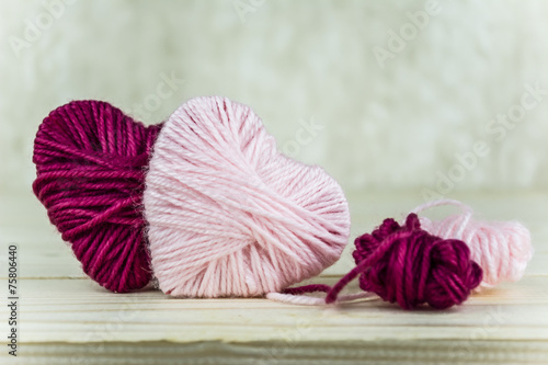 heart of woolen thread photo