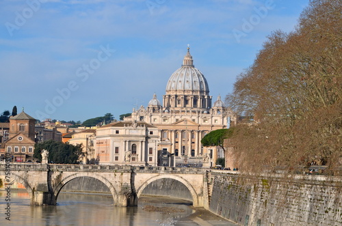 Fototapeta Naklejka Na Ścianę i Meble -  Saint Peter's Basilica, view from river Tiber,  Rome