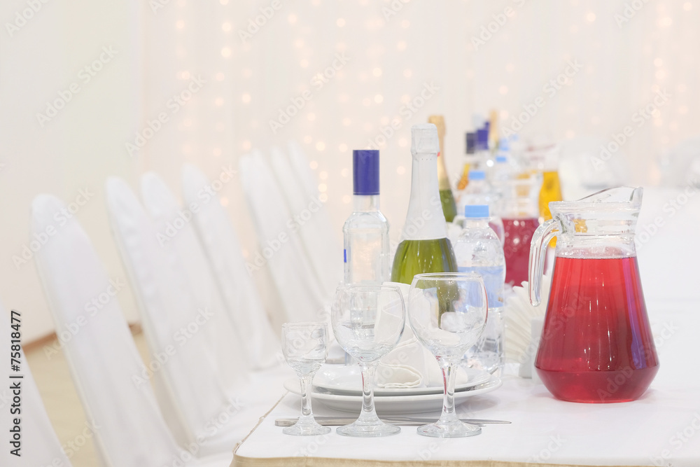 Banquet facilities table setting Banquet facilities table setting