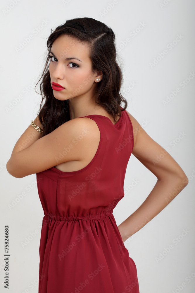 Ritratto di ragazza in studio