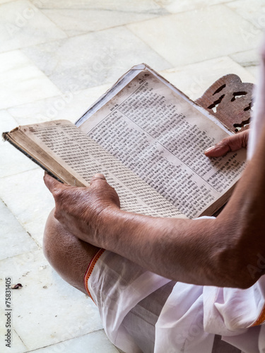 Reading a Sacred Book