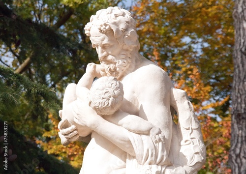 Obraz na plátně Silène portant Dionysos dans ses bras, statue antique