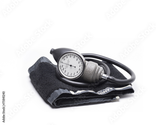 Sphygmomanometer for Diagnosis and Treatment of High Blood Press