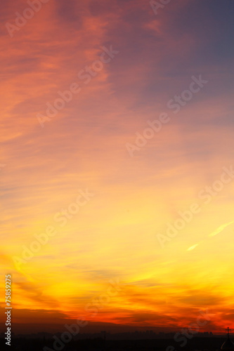 Fototapeta Naklejka Na Ścianę i Meble -  sunset over city