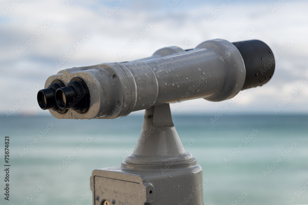 sea binoculars by the Black Sea shore. working with coins. sea binoculars by the Black Sea shore. working with coins.