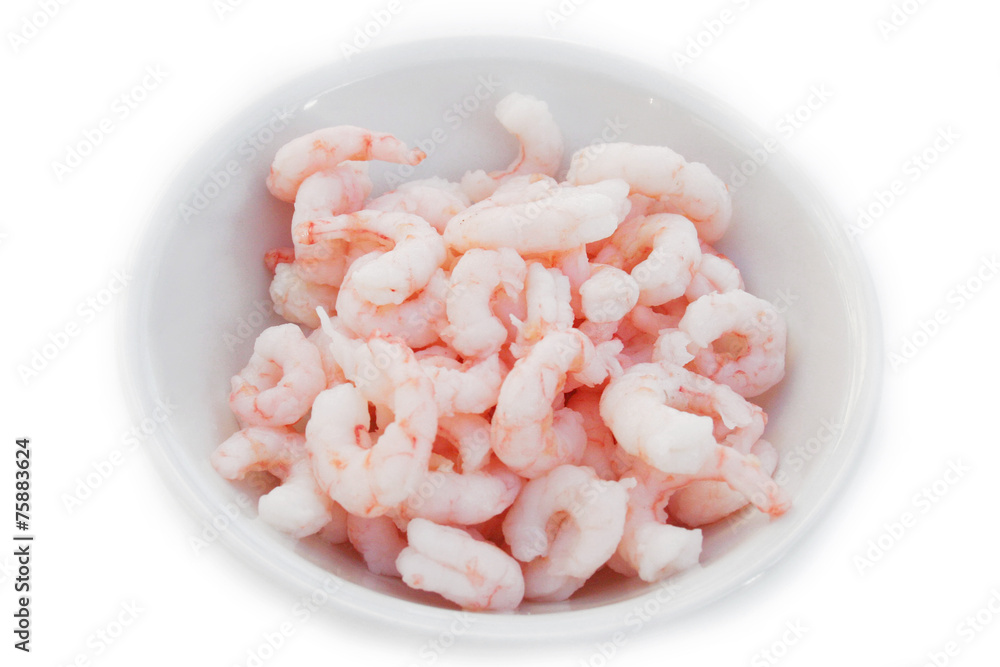 gamberetti lessati su ciotola_ sfondo bianco gamberetti lessati su ciotola_ sfondo bianco