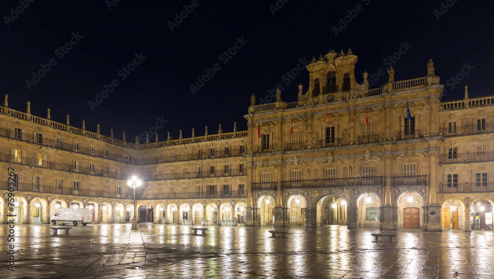 Fototapeta premium Night view of Plaza Mayor. Salamanca