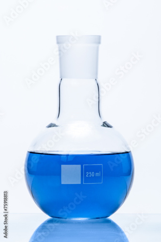 Spherical flat bottomed temperature resistant flask with blue li