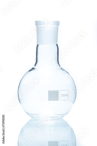 Temperature resistant circular flat-bottom flask for measurement