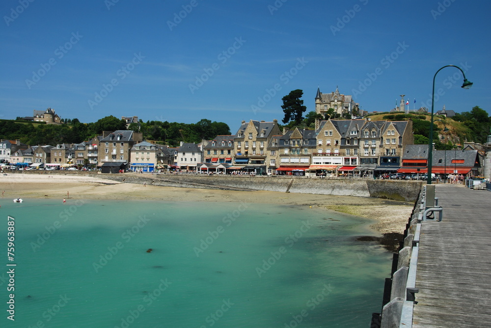 Fototapeta premium Port de la Houle, Cancale, Bretagne