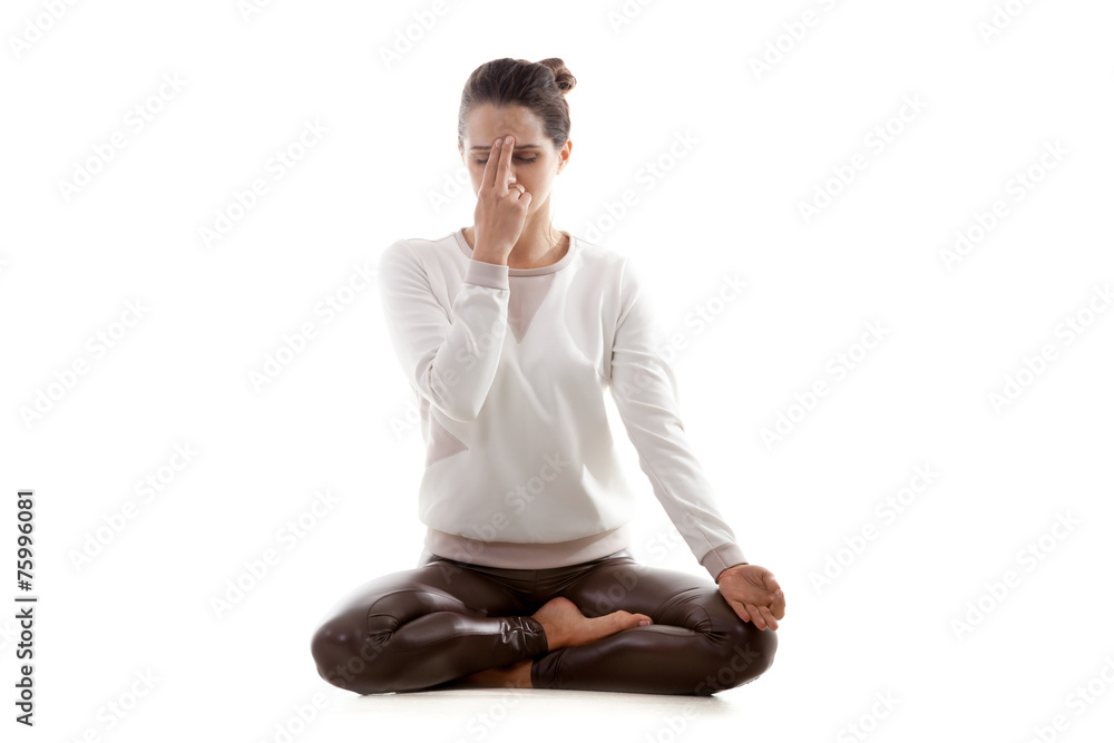 Yoga practice nadi shodhana pranayama