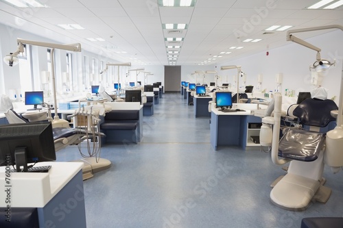 Photos Empty dental clinic with many stations
