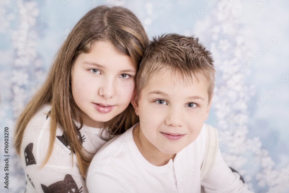 Obraz premium Geschwisterliebe