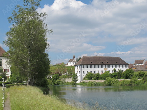Klostergeb  ude -  Klosterinsel Rheinau  Schweiz 