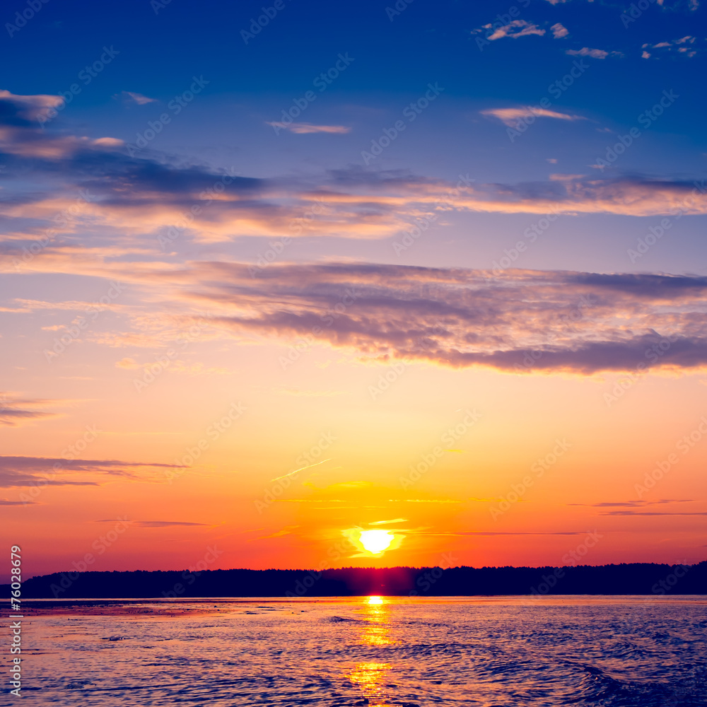 Naklejka premium Amazing sunset