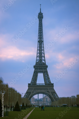Fototapeta Naklejka Na Ścianę i Meble -  Photo of the Eiffel Tower in Paris
