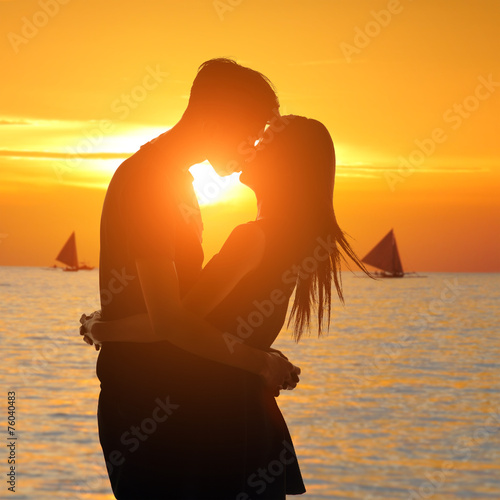 Romantic lovers in Boracay