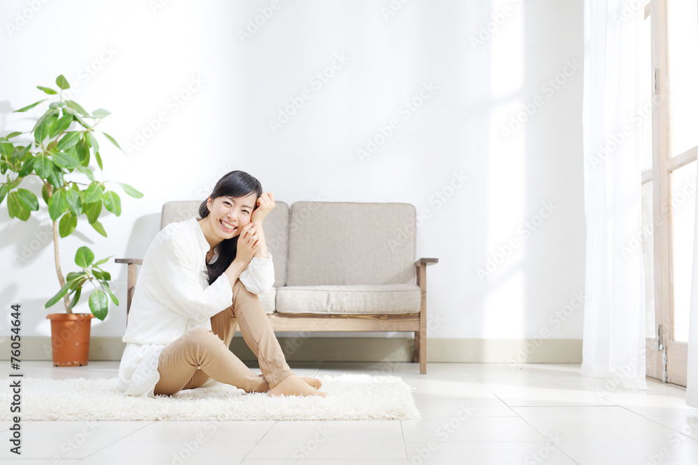 リラックス・若い女性 リラックス・若い女性