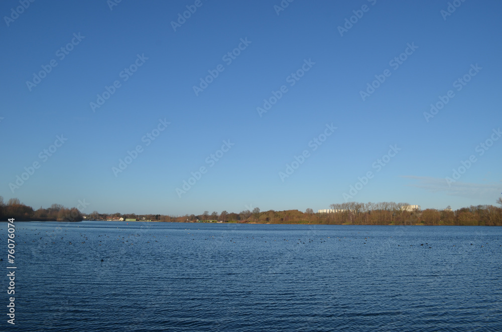Lake Egleghem on a sunny winter day