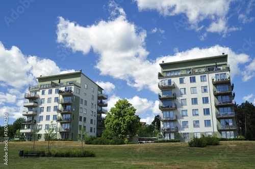 Wallpaper Mural Modern apartment buildings Torontodigital.ca