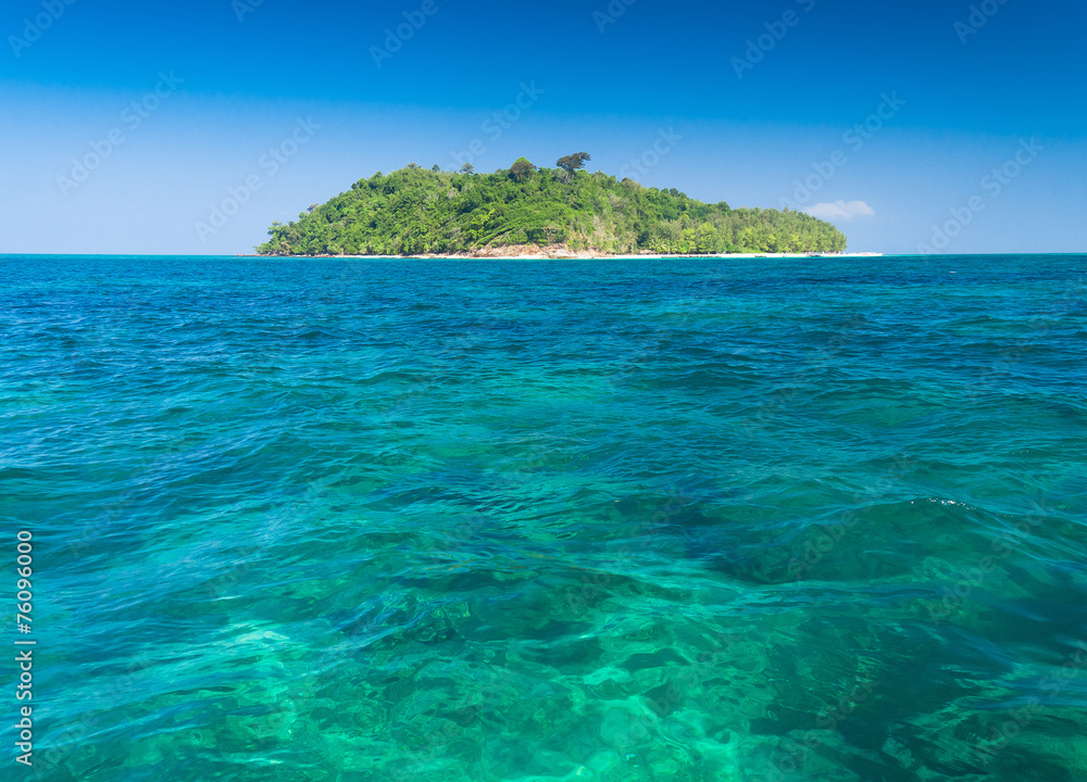 Fototapeta premium Transparent Waters Heaven On Earth