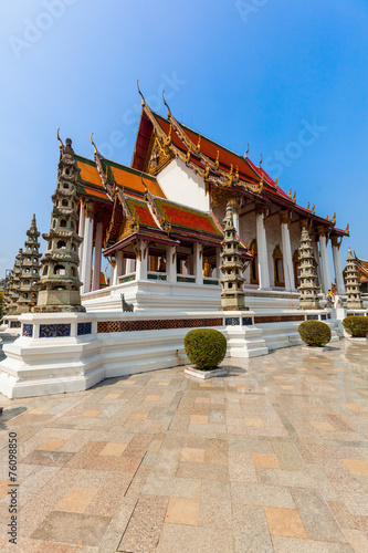 Tempel Wat Suthat in Bangkok  Thailand